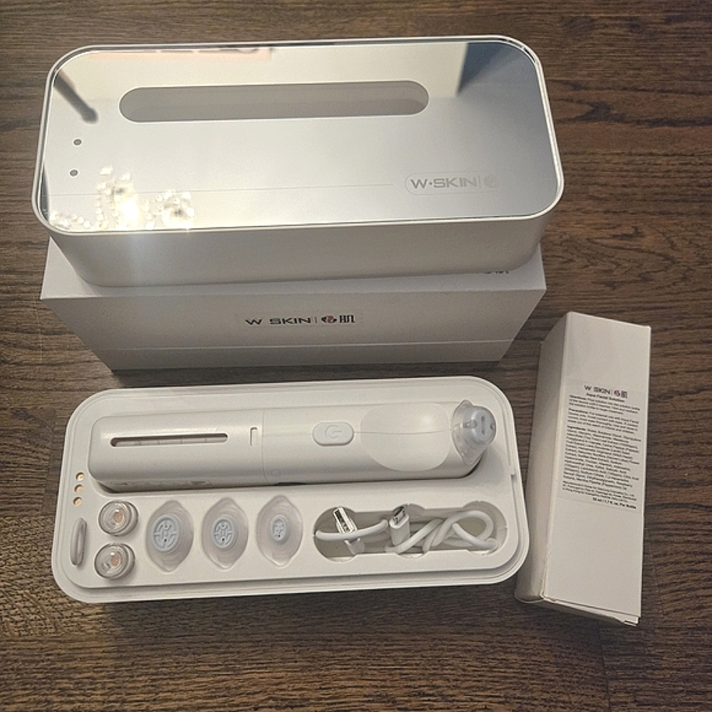 W SKIN Aqua Facial Hydrafacial Device